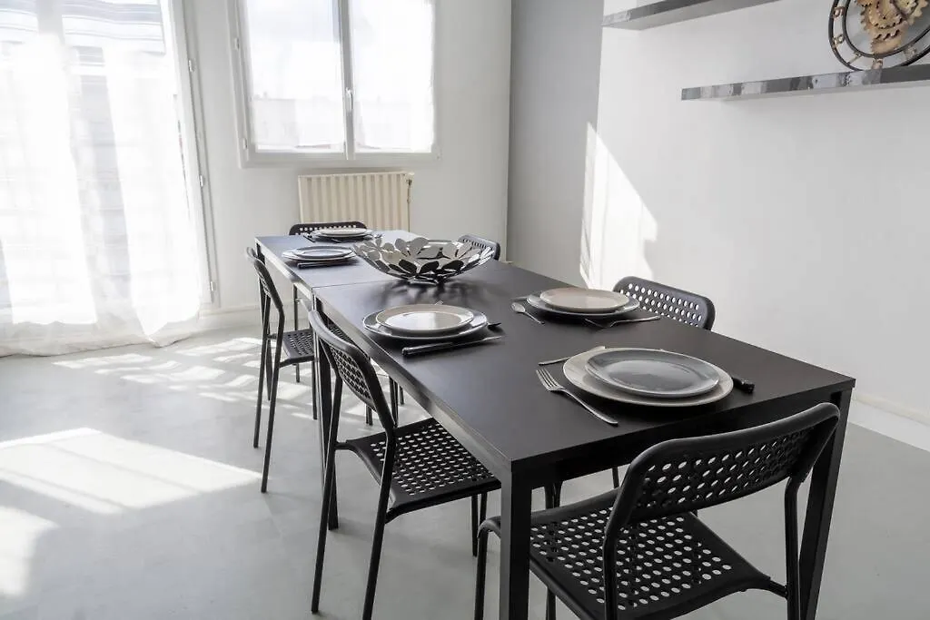 Apartment Bougnat - Agreable Et Lumineux, 2 Chambres 65M2 Brest
