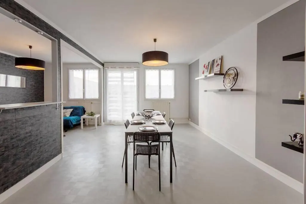Bougnat - Agreable Et Lumineux, 2 Chambres 65M2 Brest Apartment